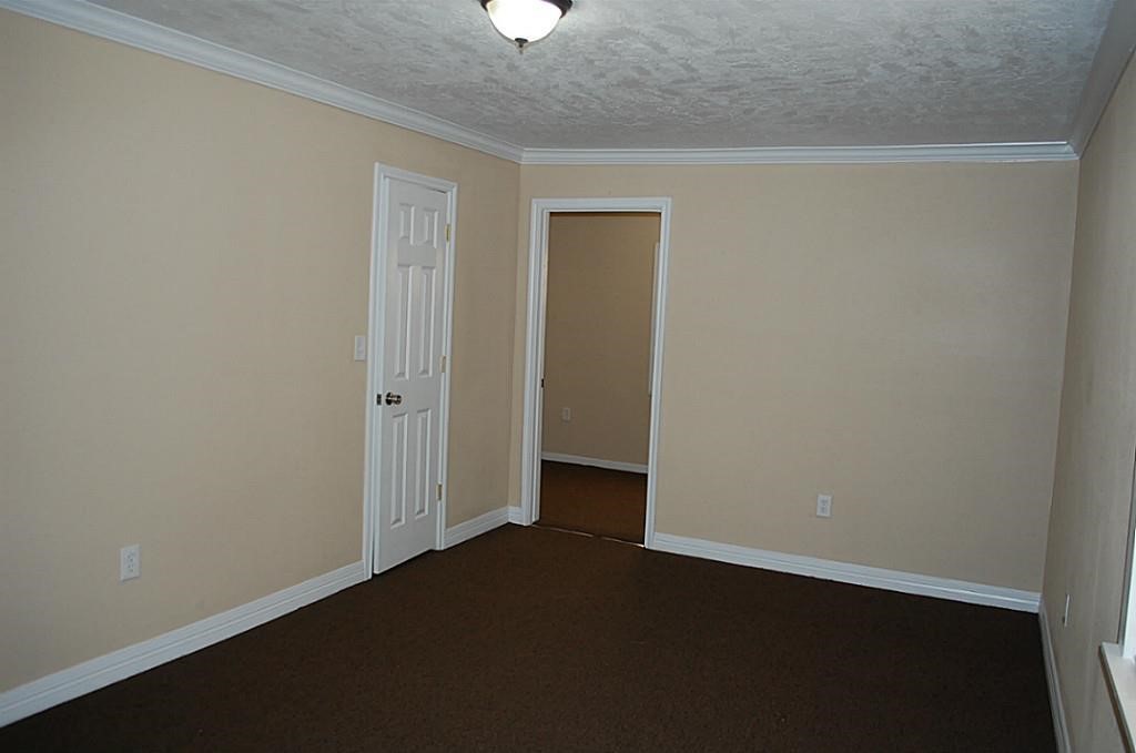 3804 Garrow Street Houston, TX 77003 - Photo 20 of 22 an empty room with a closet