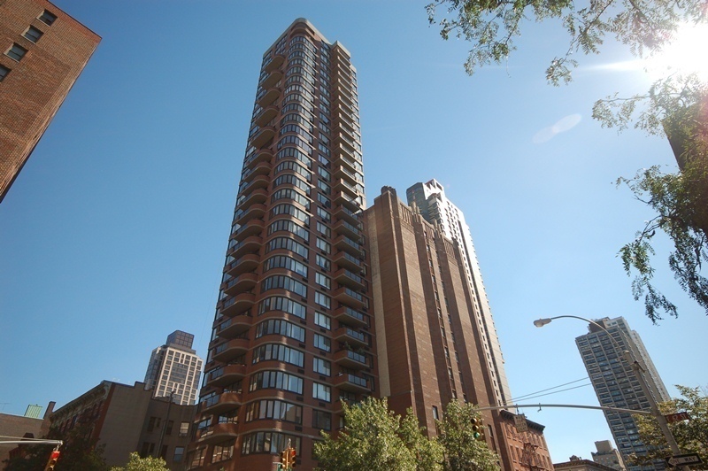 300 East 62nd Street, Unit 805 Manhattan, NY 10065 - Photo 13 of 14