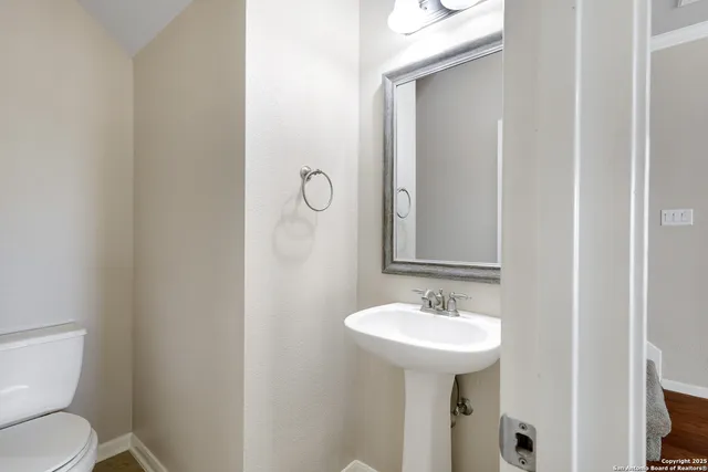 $2,300 | 21838 Thunder Basin, San Antonio, TX 78261