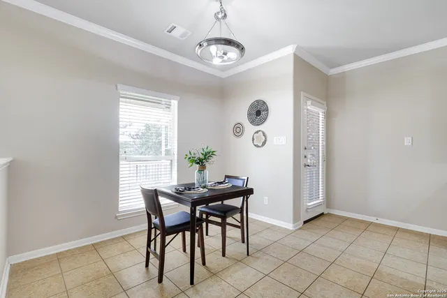 $2,300 | 21838 Thunder Basin, San Antonio, TX 78261