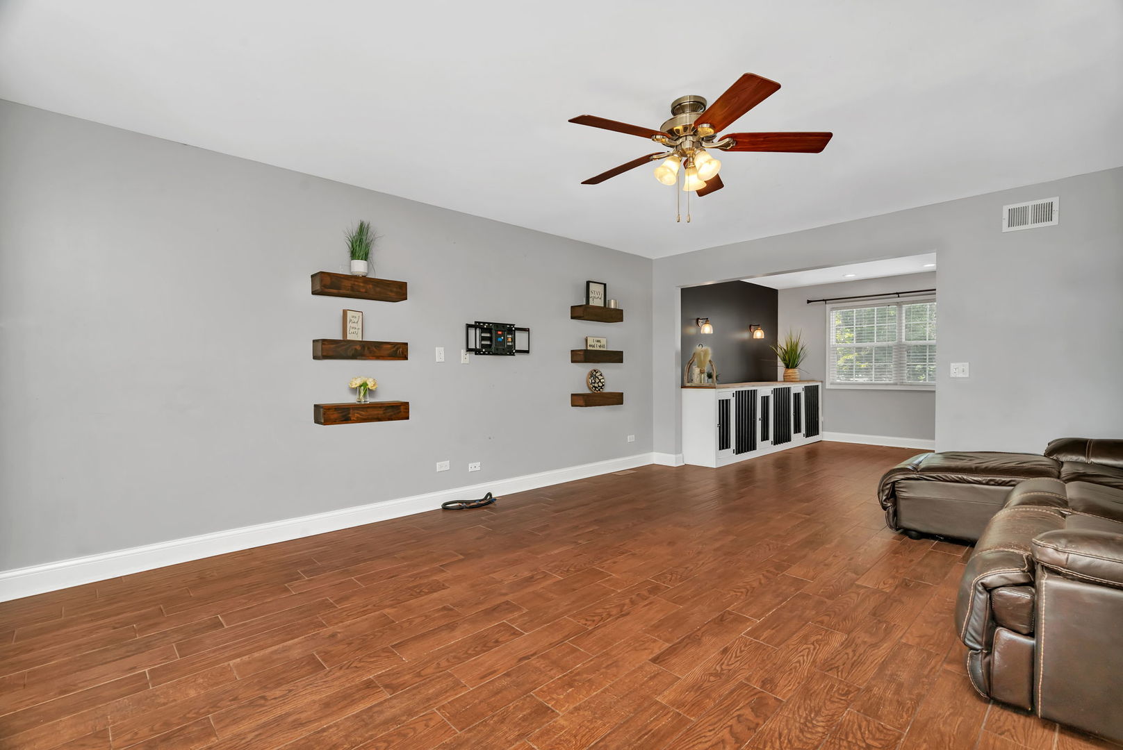 1110 Sandstone Drive Diamond, IL 60416 - Photo 11 of 49 a view of a livingroom with a workspace