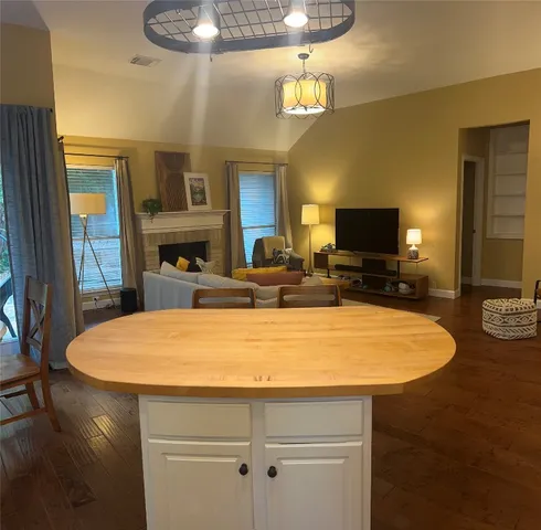 $3,200 | 5401 Apache Creek Cove, Austin, TX 78735