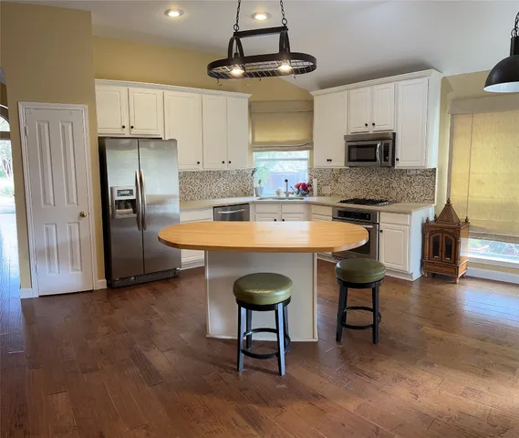 $3,200 | 5401 Apache Creek Cove, Austin, TX 78735