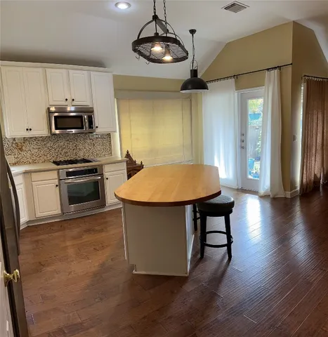 $3,200 | 5401 Apache Creek Cove, Austin, TX 78735