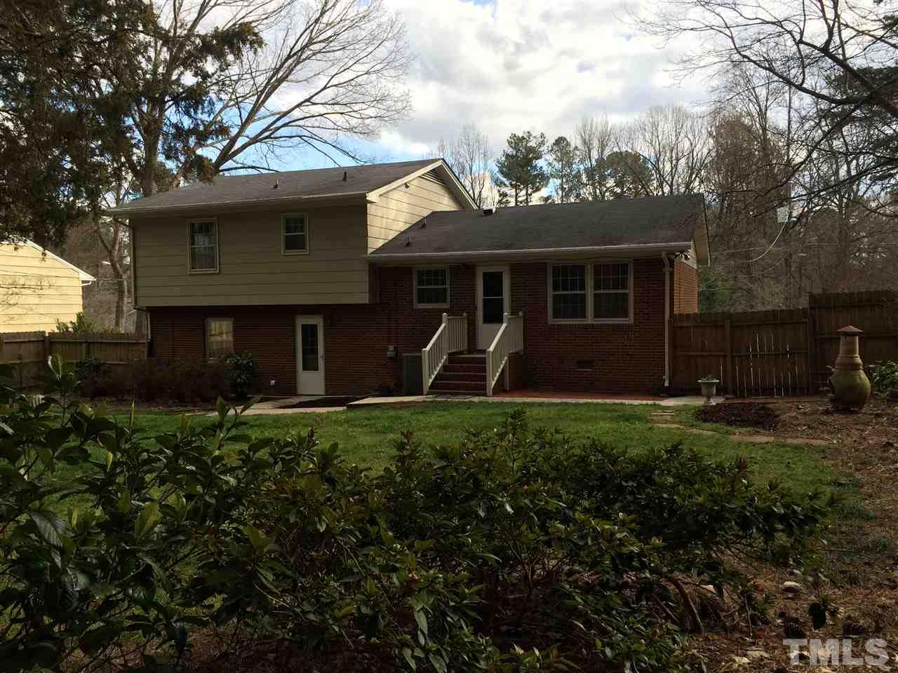 720 Coventry Court Raleigh, NC 27609 - Photo 2 of 20 Gallery Image 2