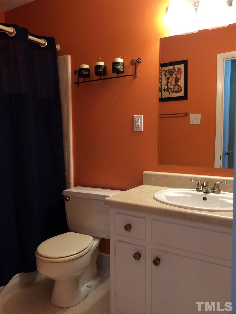 720 Coventry Court Raleigh, NC 27609 - Photo 16 of 20 Gallery Image 16