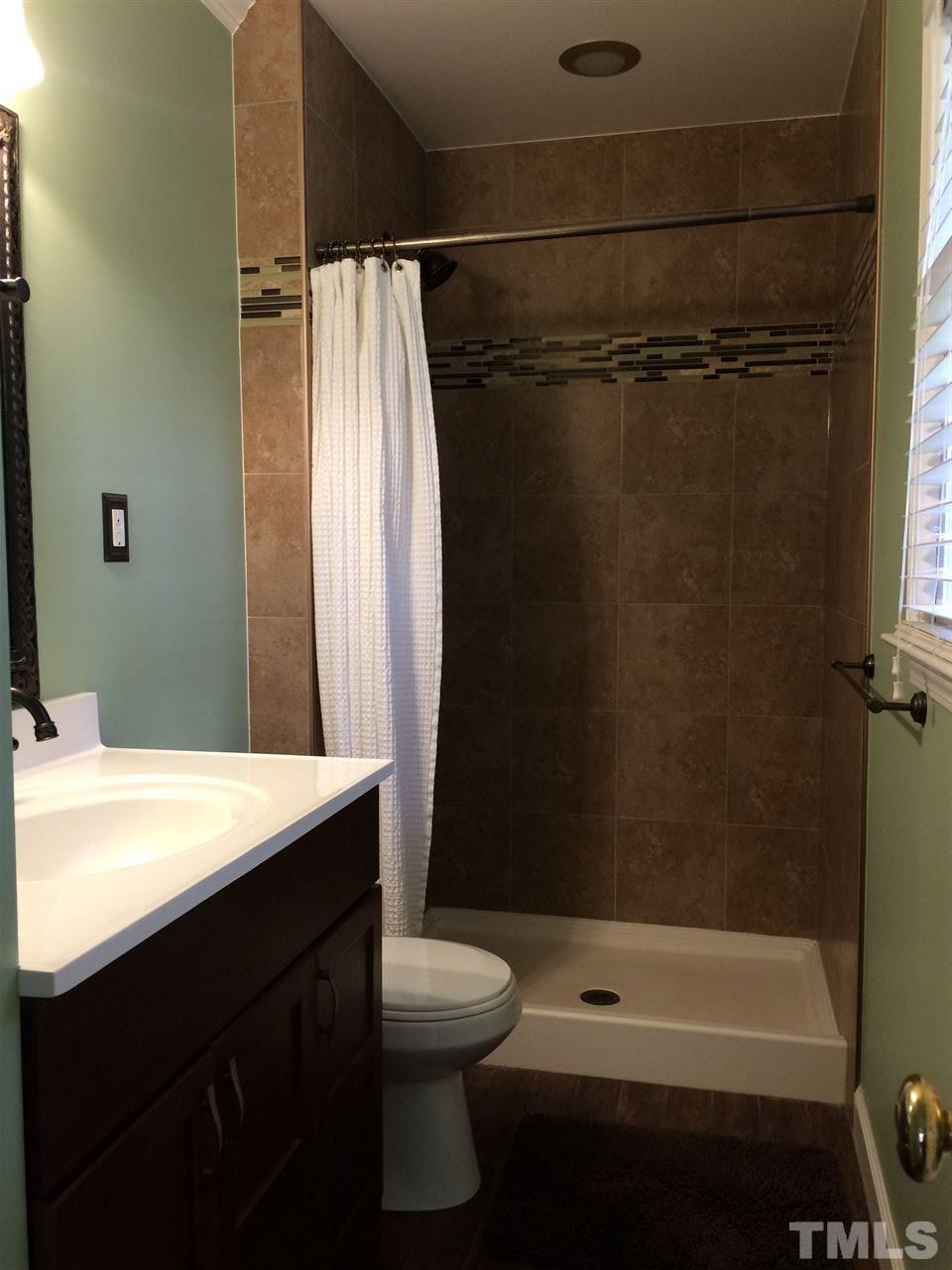 720 Coventry Court Raleigh, NC 27609 - Photo 17 of 20 Gallery Image 17
