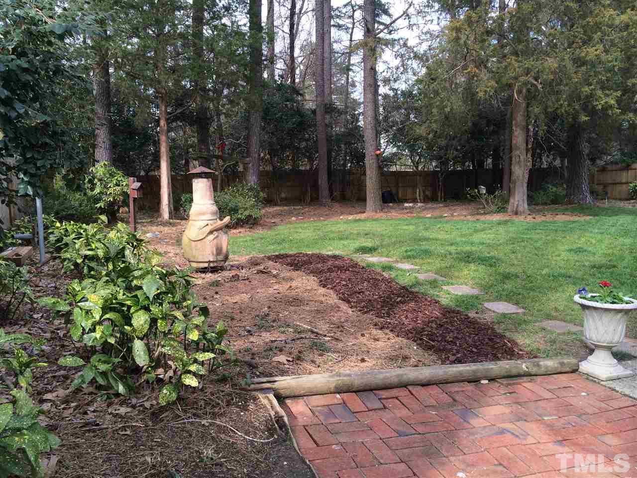 720 Coventry Court Raleigh, NC 27609 - Photo 4 of 20 Gallery Image 4