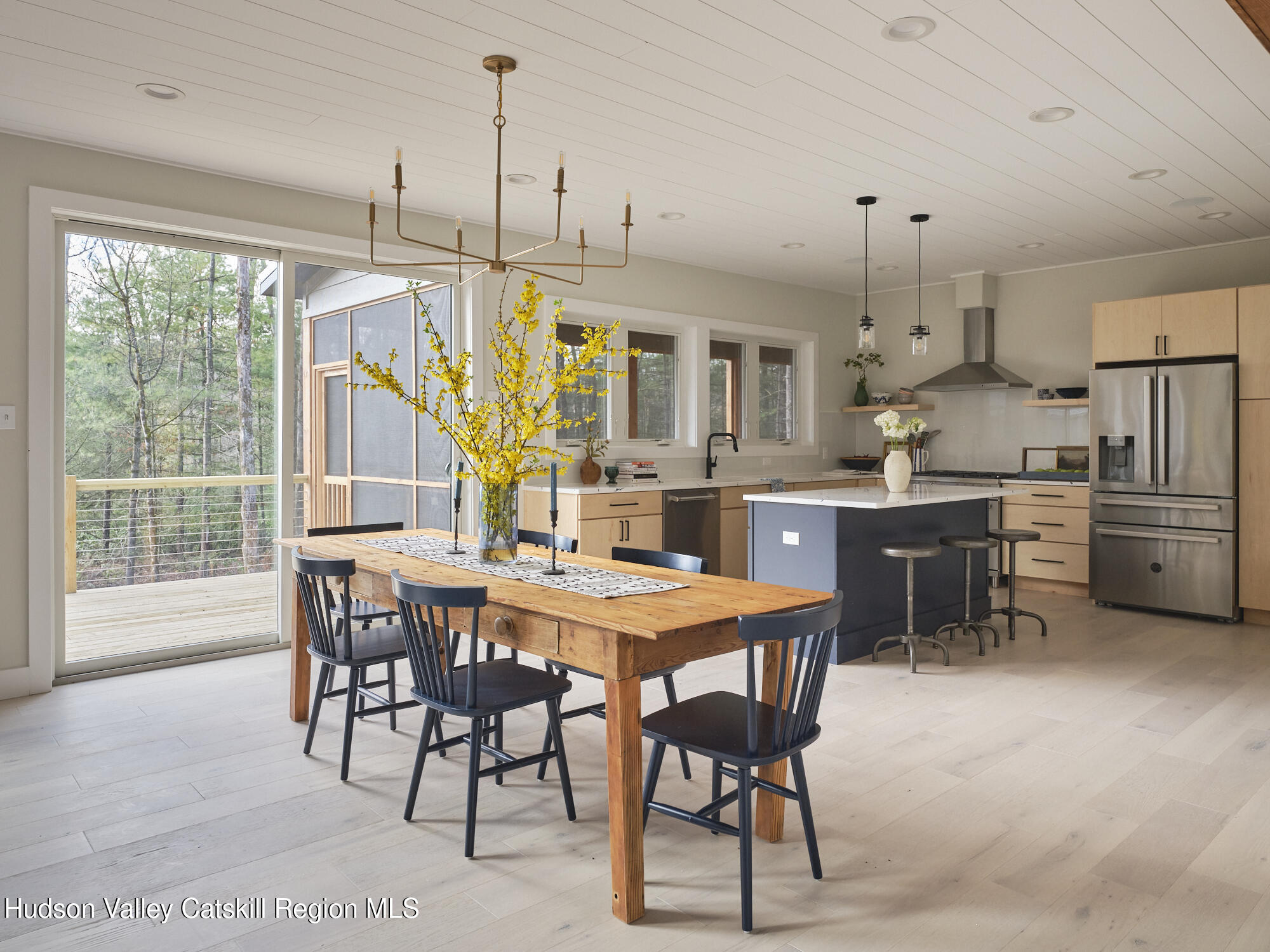 30 Dymond Road Kerhonkson, NY 12446 - Photo 14 of 52 Dining area