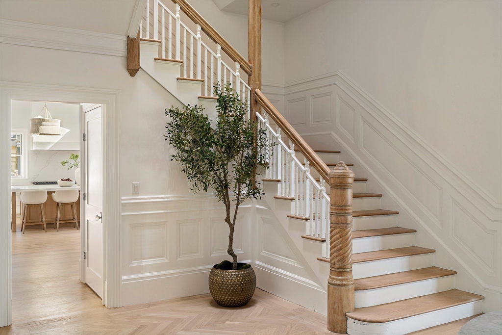 9 Little Nahant Road Nahant, MA 01908 - Photo 16 of 41