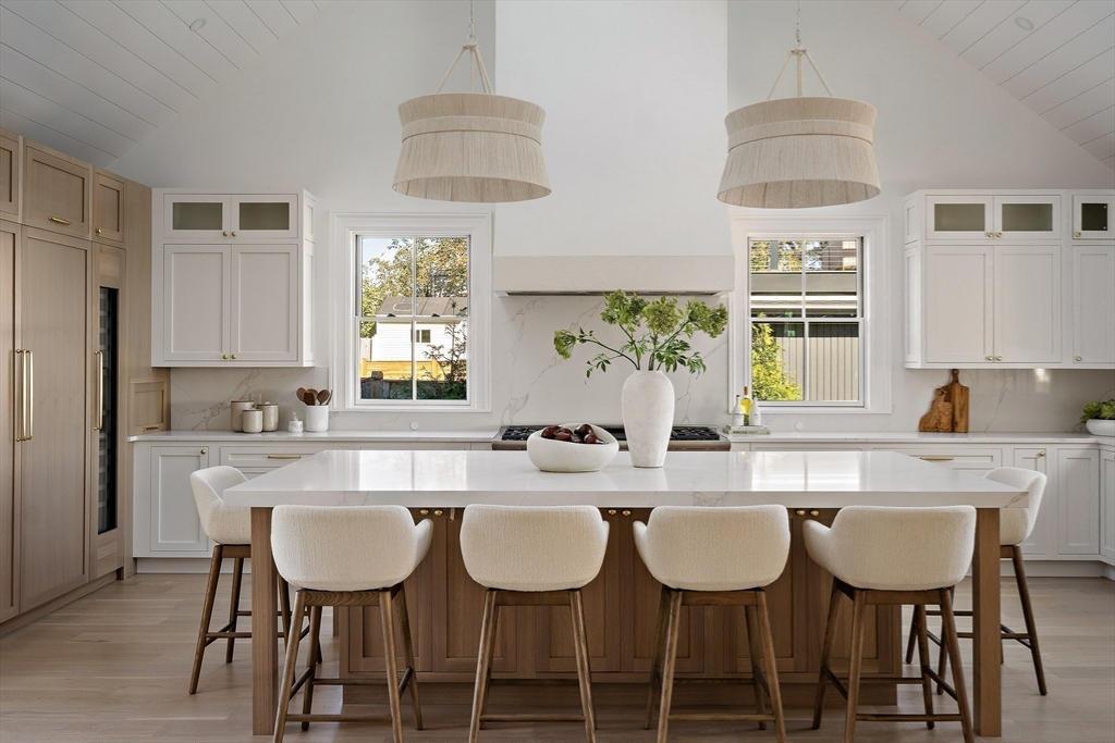 9 Little Nahant Road Nahant, MA 01908 - Photo 18 of 41