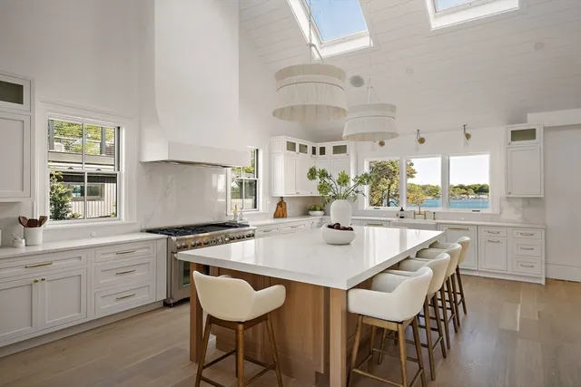 $5,500,000 | 9 Little Nahant Road, Nahant, MA 01908