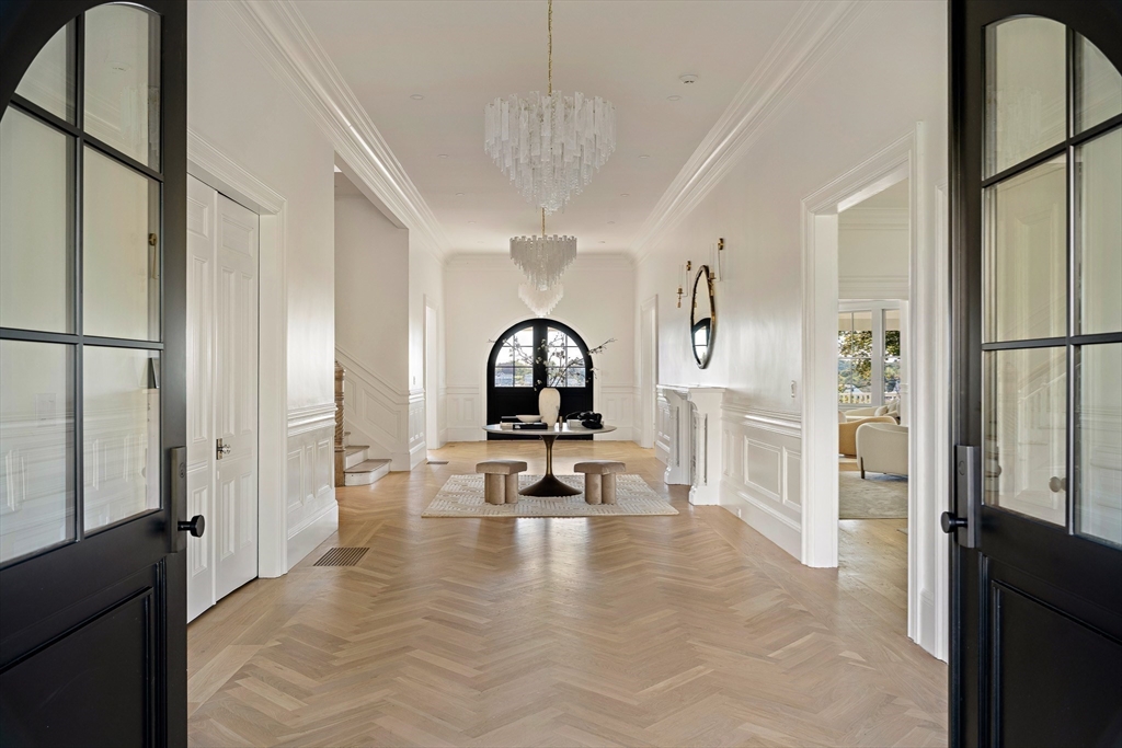 9 Little Nahant Road Nahant, MA 01908 - Photo 4 of 41