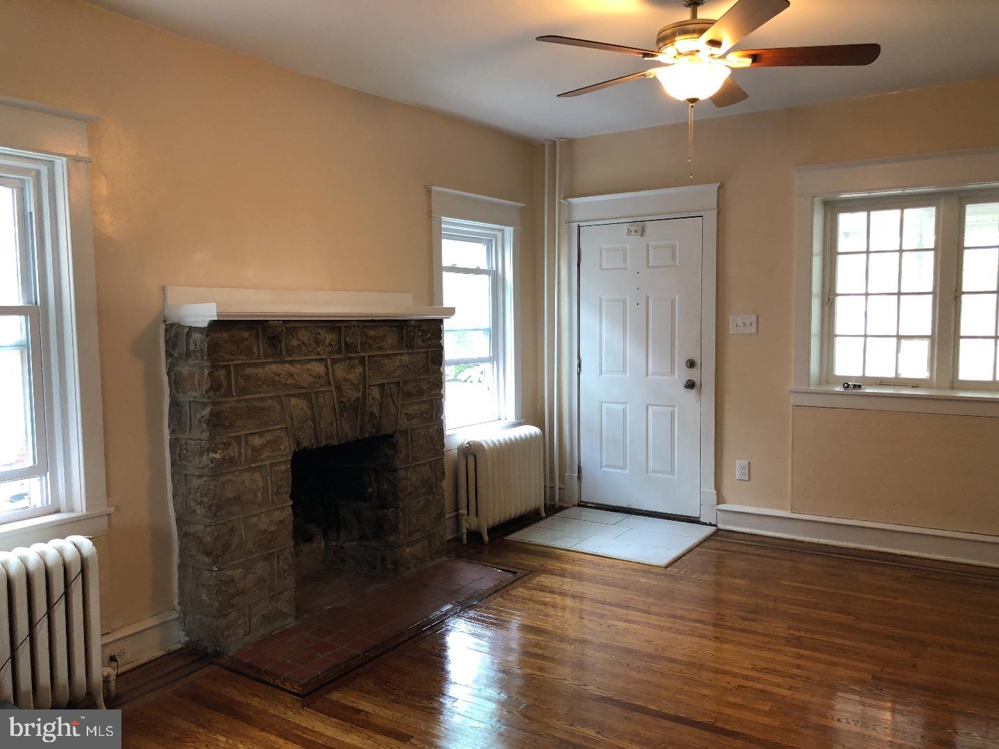 75 Ridley Avenue Sharon Hill, PA 19079 - Photo 9 of 25 Fireplace