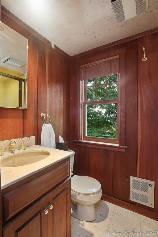 1046 Great Pond Road North Andover, MA 01845 - Photo 25 of 42 Gallery Image 25