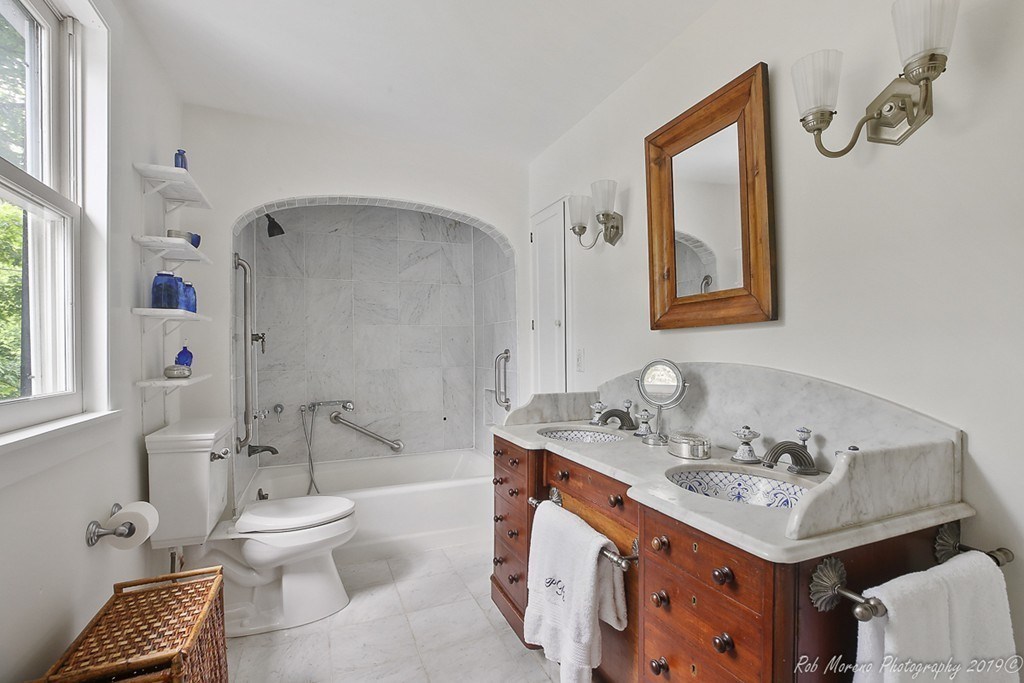 1046 Great Pond Road North Andover, MA 01845 - Photo 34 of 42 Gallery Image 34