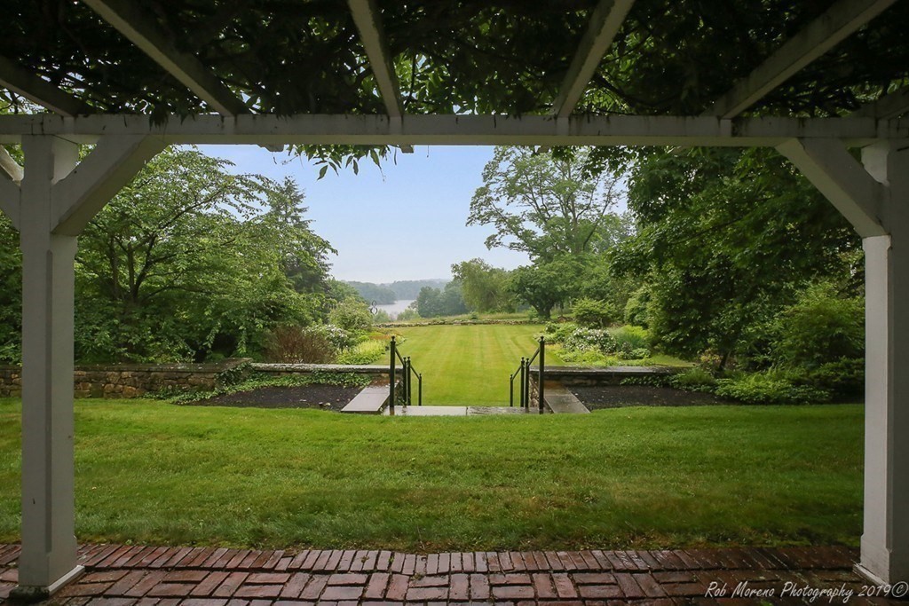 1046 Great Pond Road North Andover, MA 01845 - Photo 4 of 42 Gallery Image 4