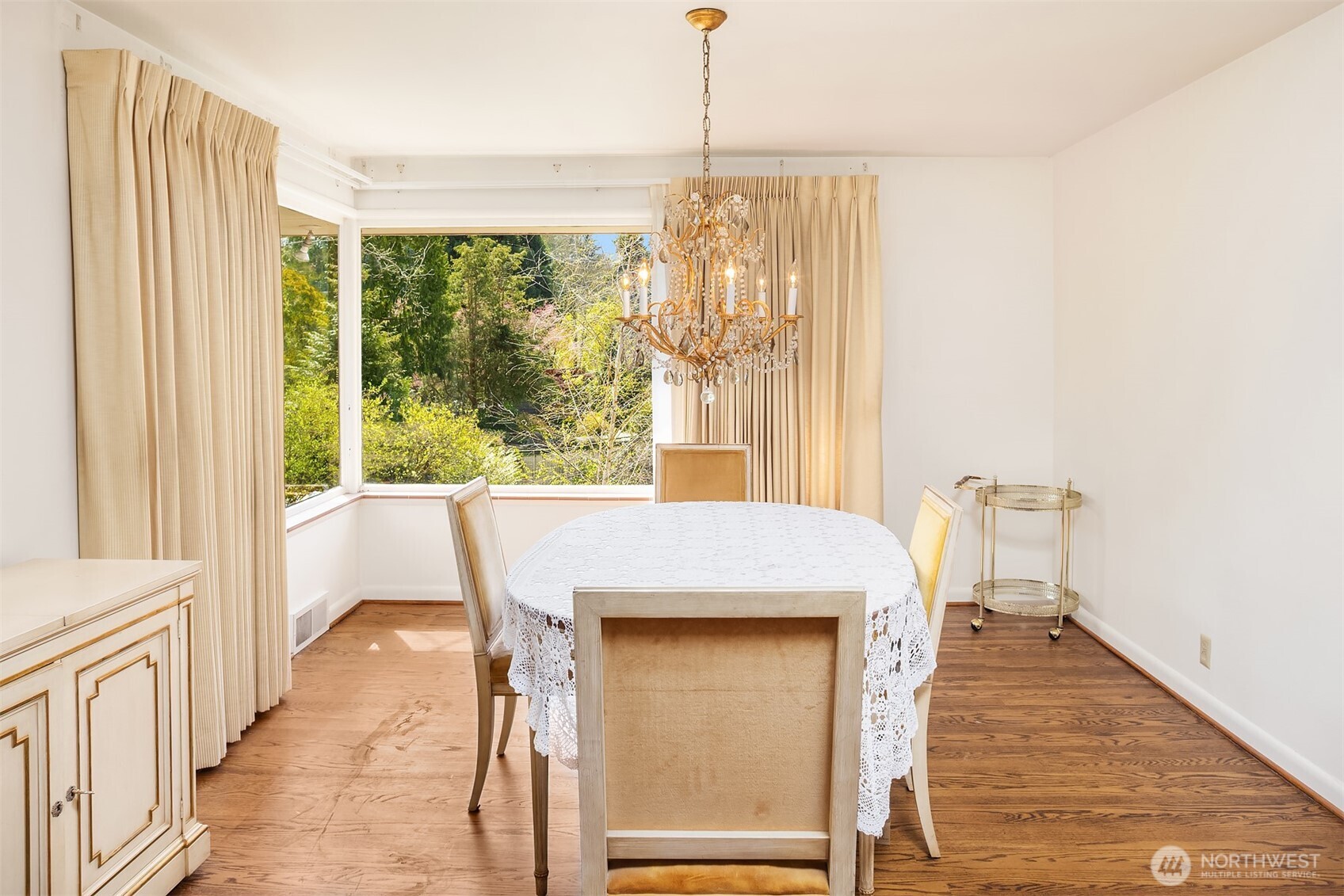 5429 Northeast Windermere Road Seattle, WA 98105 - Photo 9 of 21 a very nice looking room with a large window