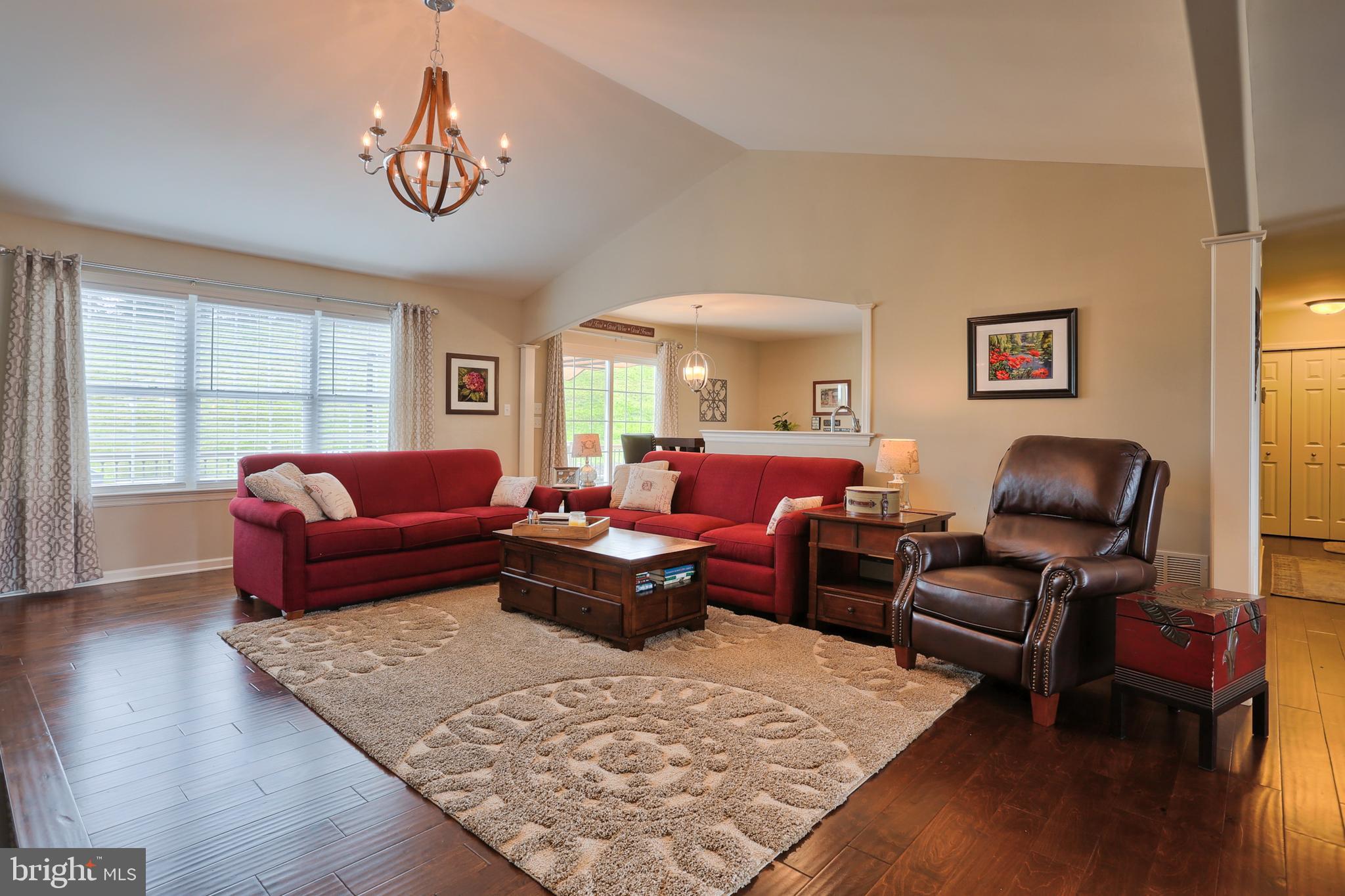 7031 Beaver Spring Road Harrisburg, PA 17111 - Photo 8 of 37 Gallery Image 8