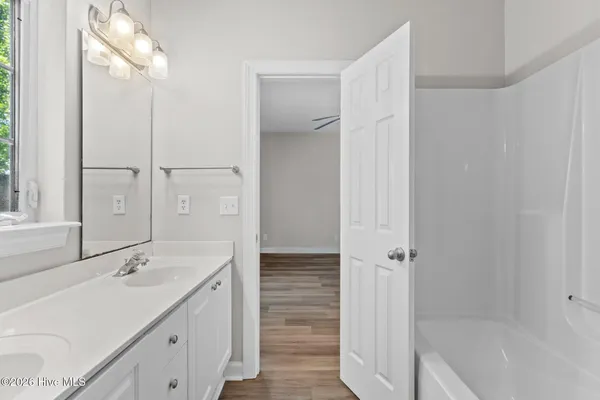 $2,295 | 321 South Kerr Avenue, Unit 120, Wilmington, NC 28403