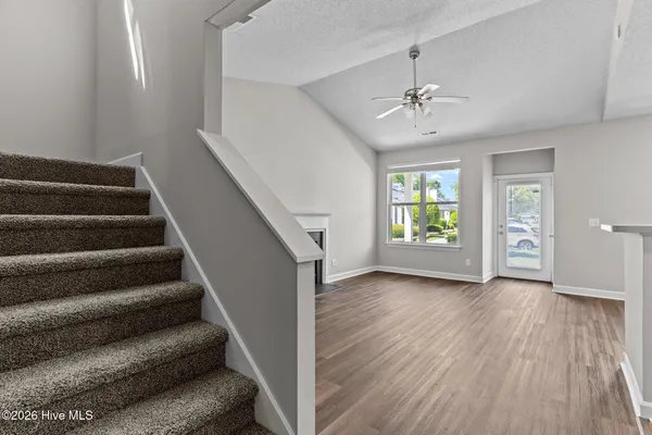 $2,295 | 321 South Kerr Avenue, Unit 120, Wilmington, NC 28403
