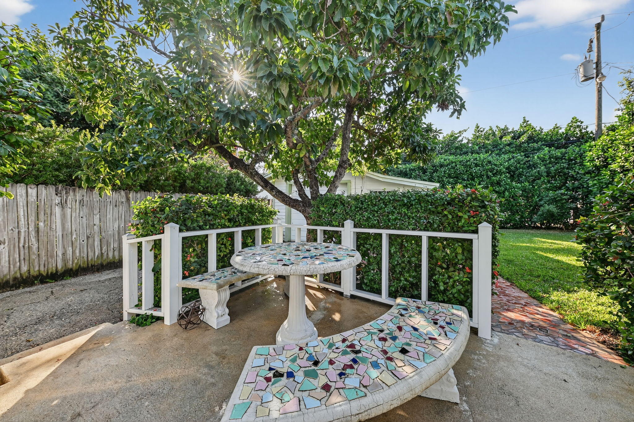 818 Claremore Drive West Palm Beach, FL 33401 - Photo 24 of 31 Outdoor