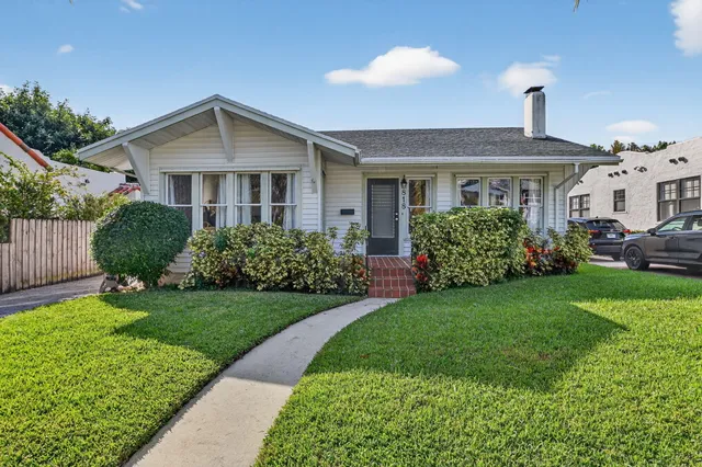 $1,280,000 | 818 Claremore Drive, West Palm Beach, FL 33401