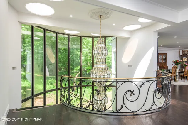 $1,350,000 | 720 Stokes Mill Road, East Stroudsburg, PA 18301