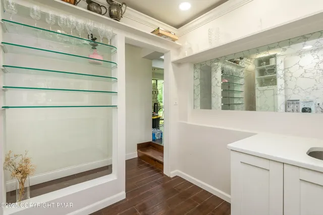 $1,350,000 | 720 Stokes Mill Road, East Stroudsburg, PA 18301