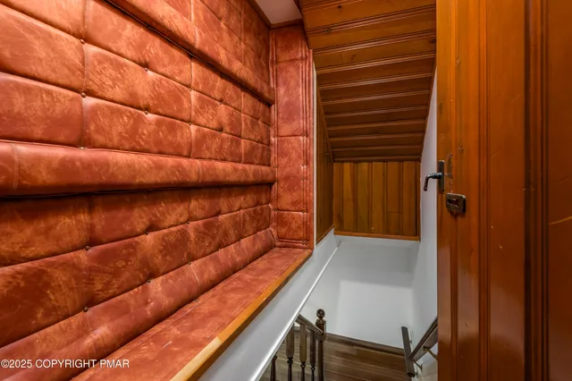 $1,350,000 | 720 Stokes Mill Road, East Stroudsburg, PA 18301