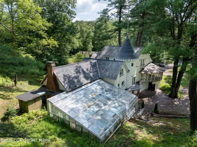 $1,350,000 | 720 Stokes Mill Road, East Stroudsburg, PA 18301