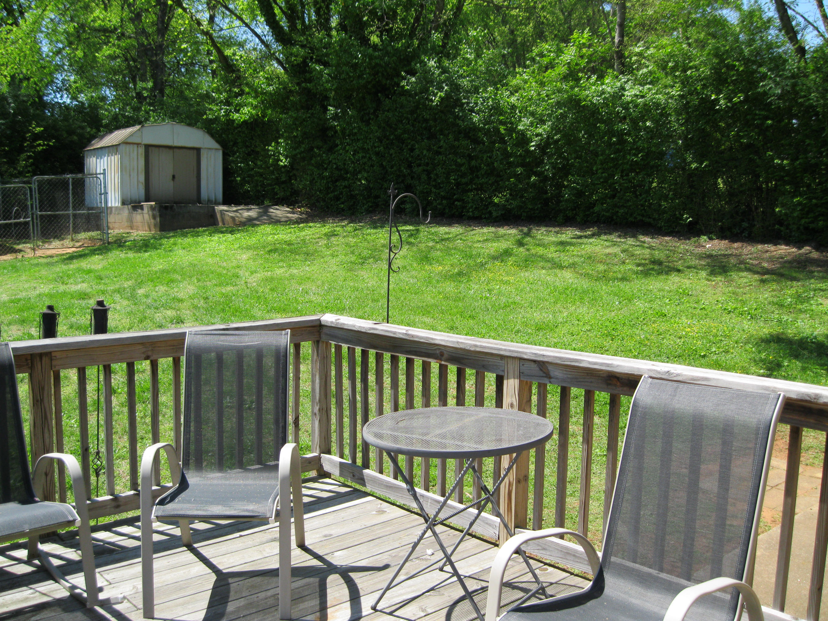 1009 Morrell Road Knoxville, TN 37919 - Photo 7 of 16 deck