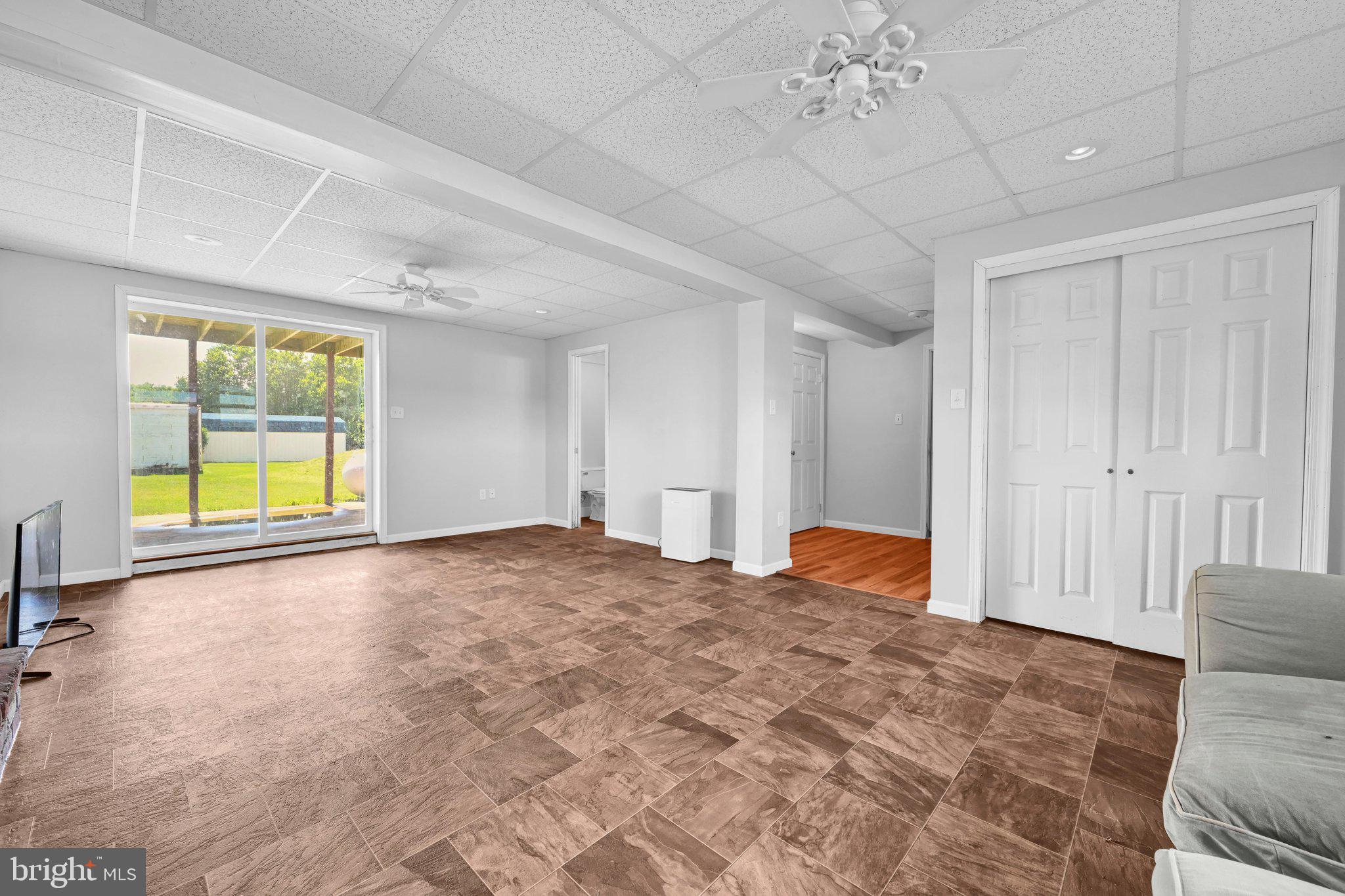 729 Lititz Road Manheim, PA 17545 - Photo 22 of 36 Family Room