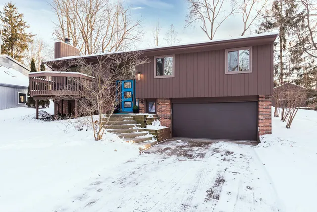 $599,000 | 448 Hilldale Drive, Ann Arbor, MI 48105