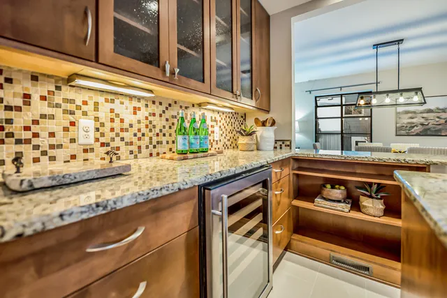 $599,000 | 448 Hilldale Drive, Ann Arbor, MI 48105