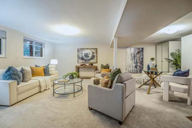 $599,000 | 448 Hilldale Drive, Ann Arbor, MI 48105