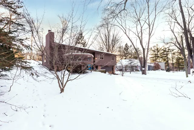 $599,000 | 448 Hilldale Drive, Ann Arbor, MI 48105