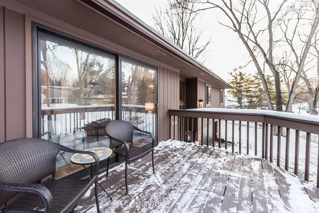 $599,000 | 448 Hilldale Drive, Ann Arbor, MI 48105