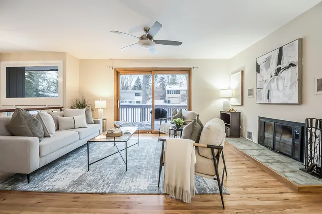 $599,000 | 448 Hilldale Drive, Ann Arbor, MI 48105