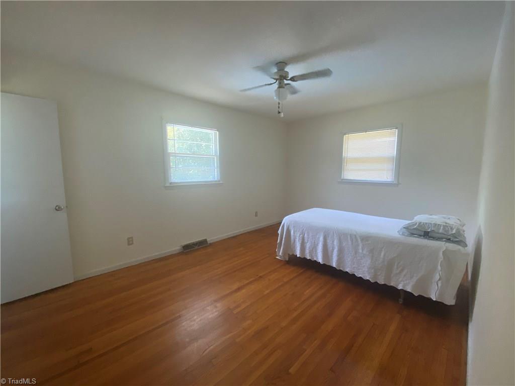1125 Hedgecock Road High Point, NC 27265 - Photo 5 of 30 Gallery Image 5