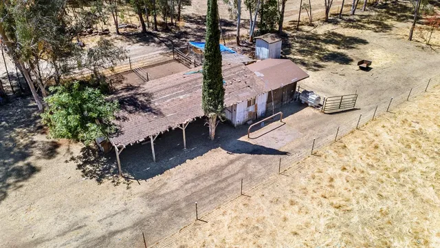 $700,000 | 10757 North Armstrong Avenue, Clovis, CA 93619