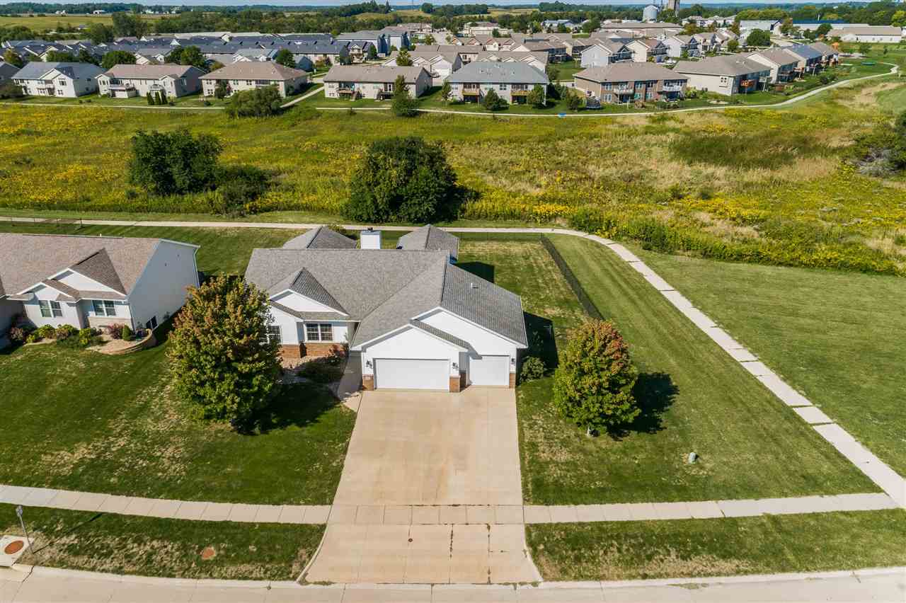 907 Wood Lily Road Solon, IA 52333 - Photo 1 of 40 Gallery Image 1