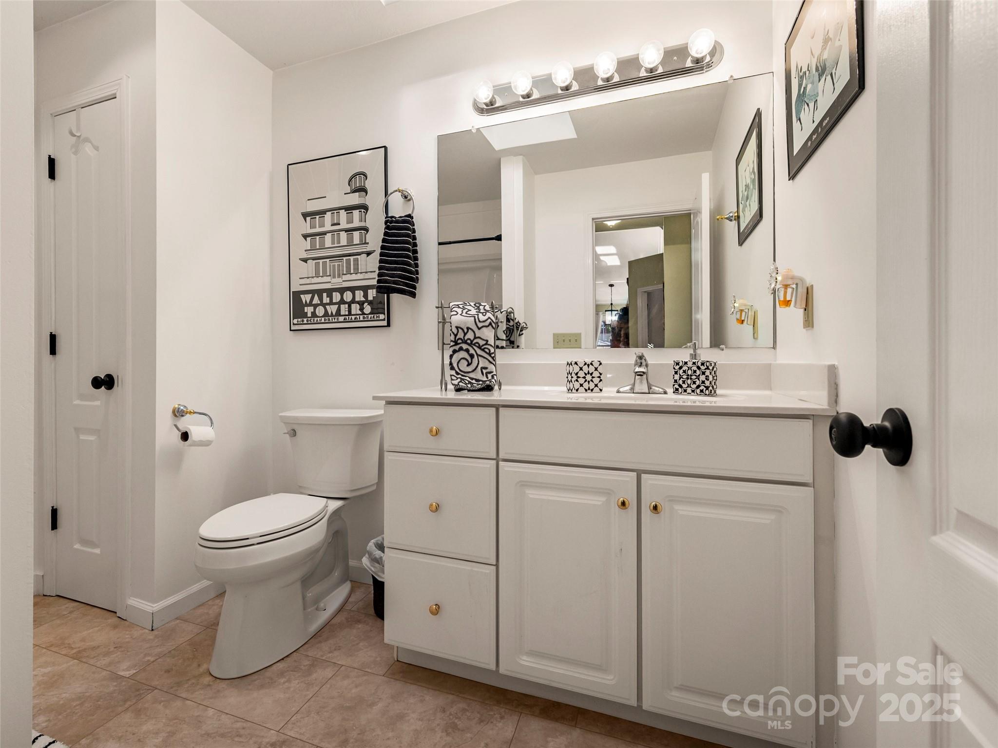 949 Kanuga Road Hendersonville, NC 28739 - Photo 13 of 45