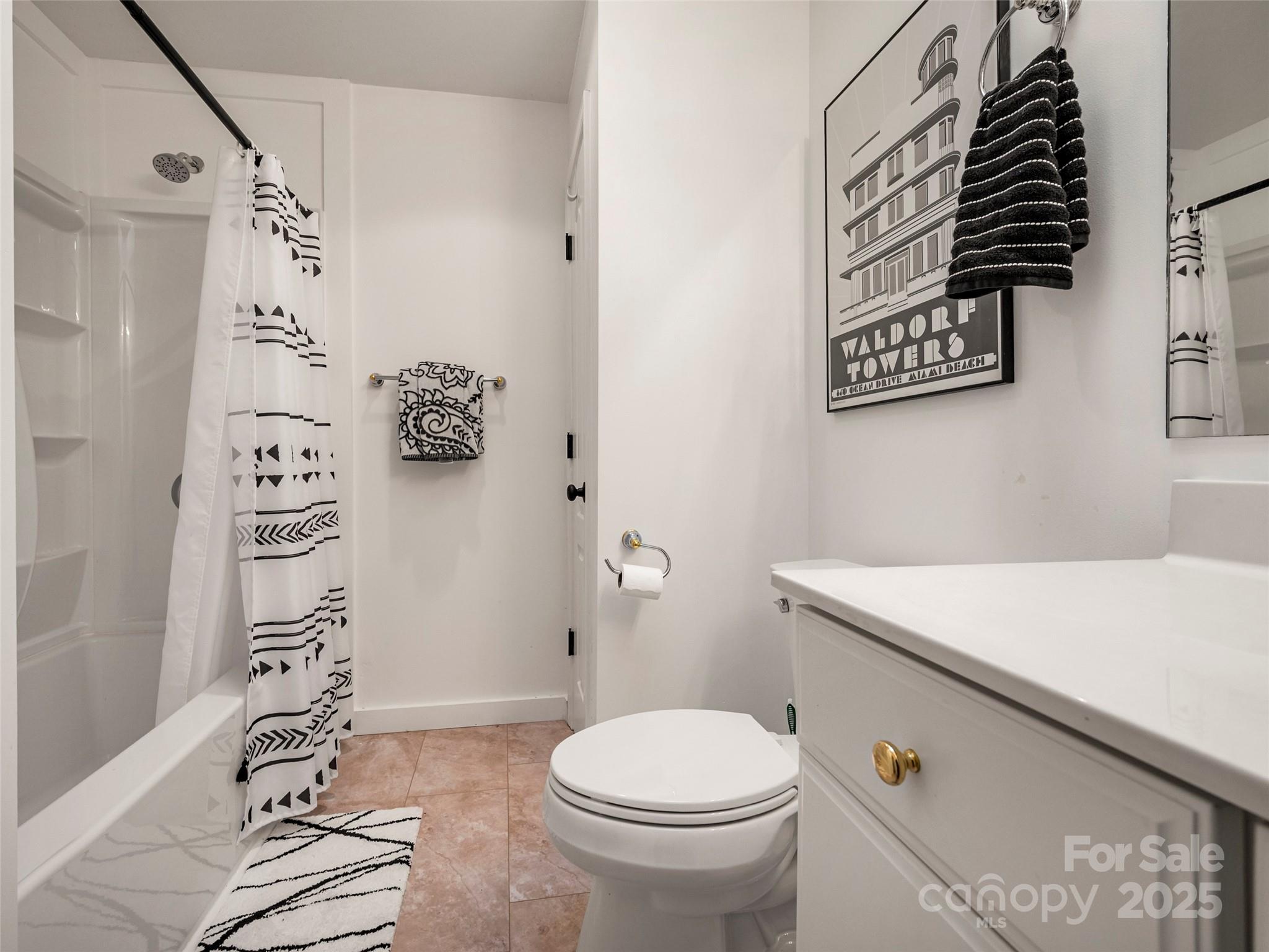 949 Kanuga Road Hendersonville, NC 28739 - Photo 14 of 45