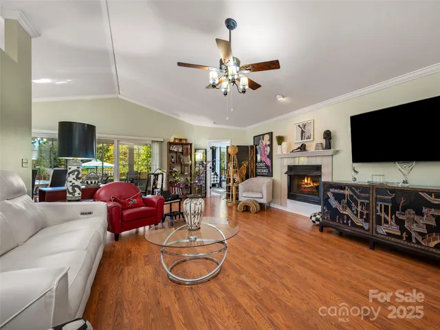 $449,000 | 949 Kanuga Road, Hendersonville, NC 28739