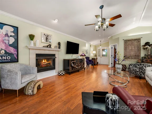 $449,000 | 949 Kanuga Road, Hendersonville, NC 28739