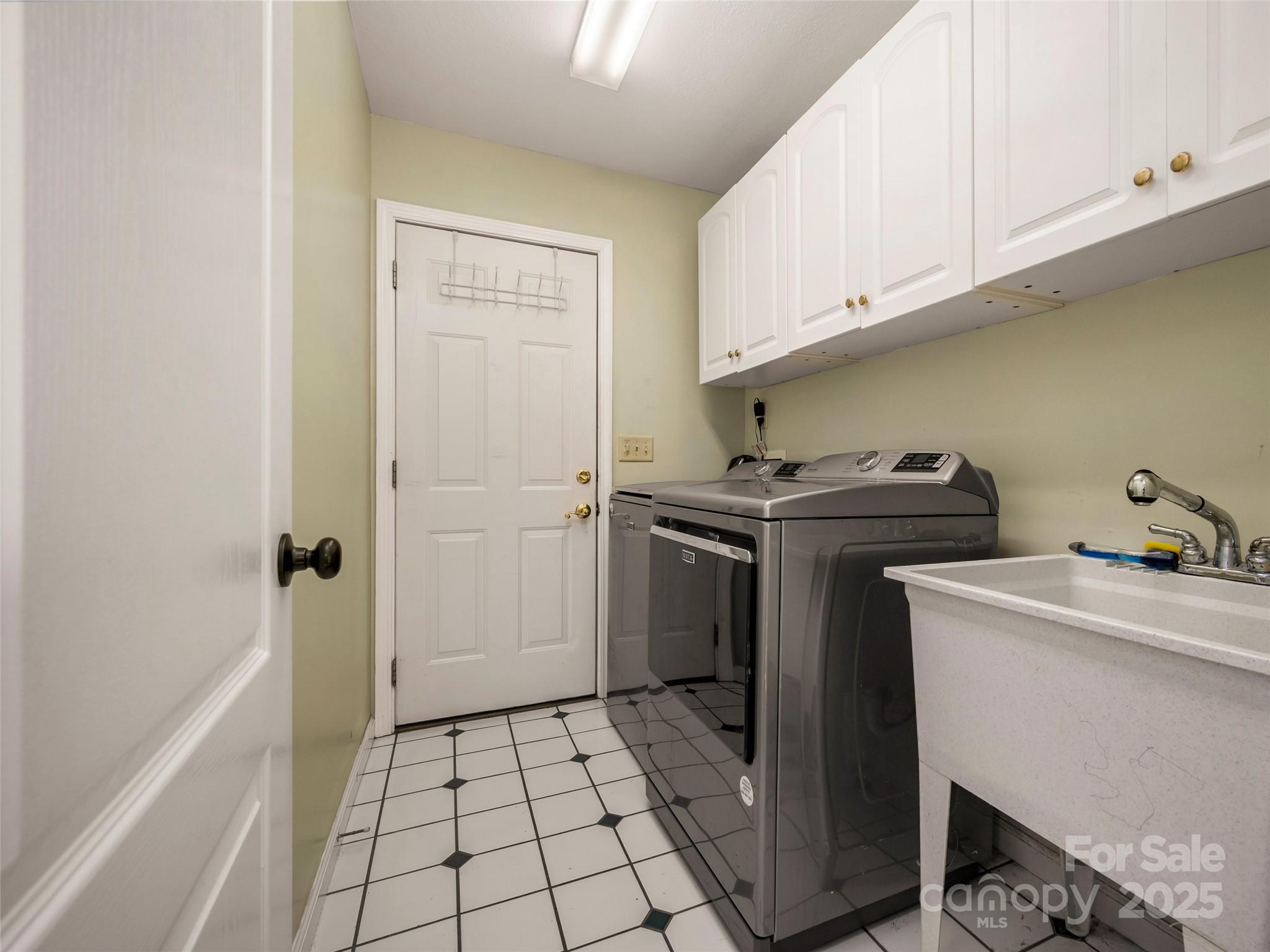 949 Kanuga Road Hendersonville, NC 28739 - Photo 27 of 45