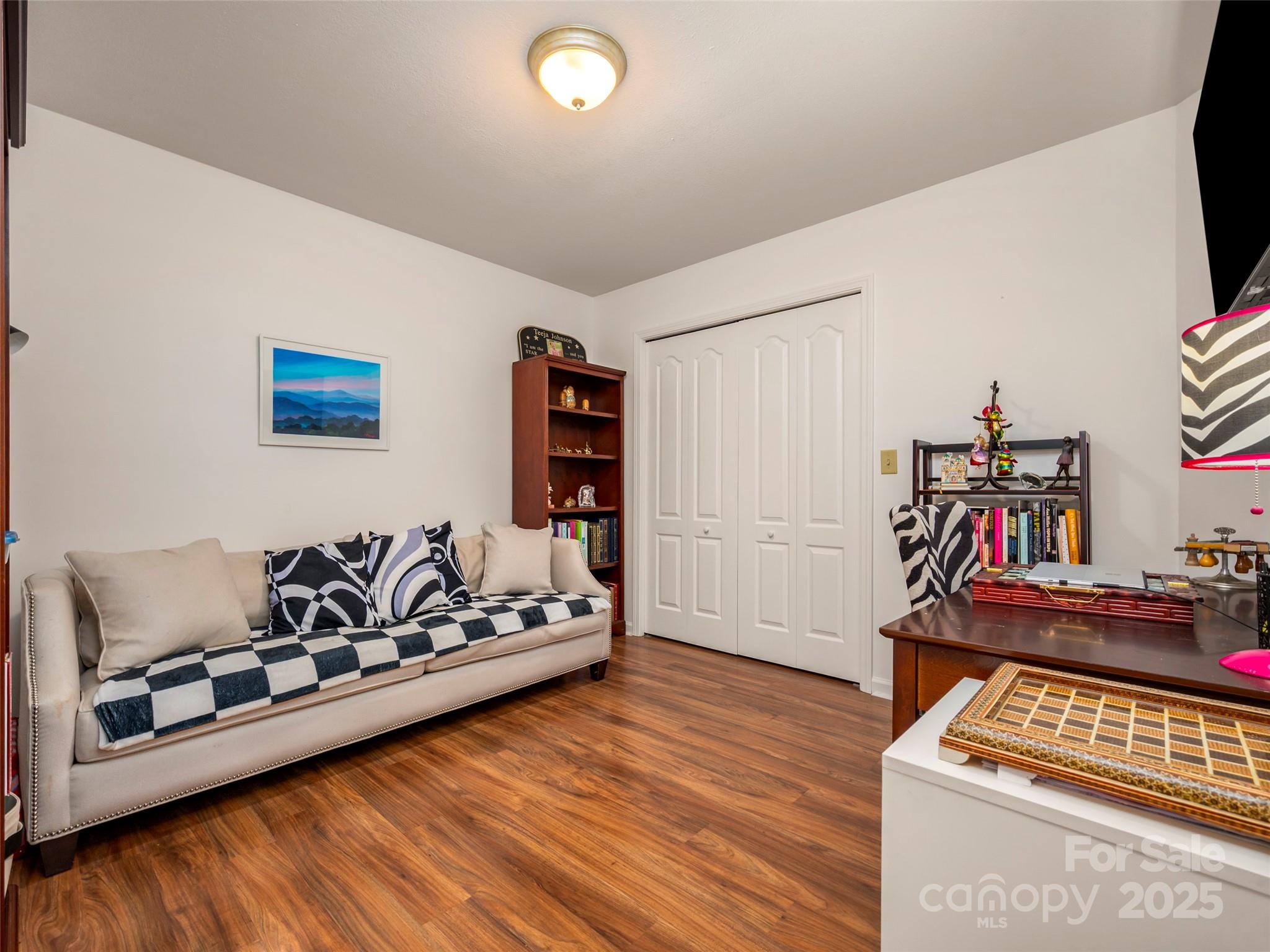 949 Kanuga Road Hendersonville, NC 28739 - Photo 10 of 45