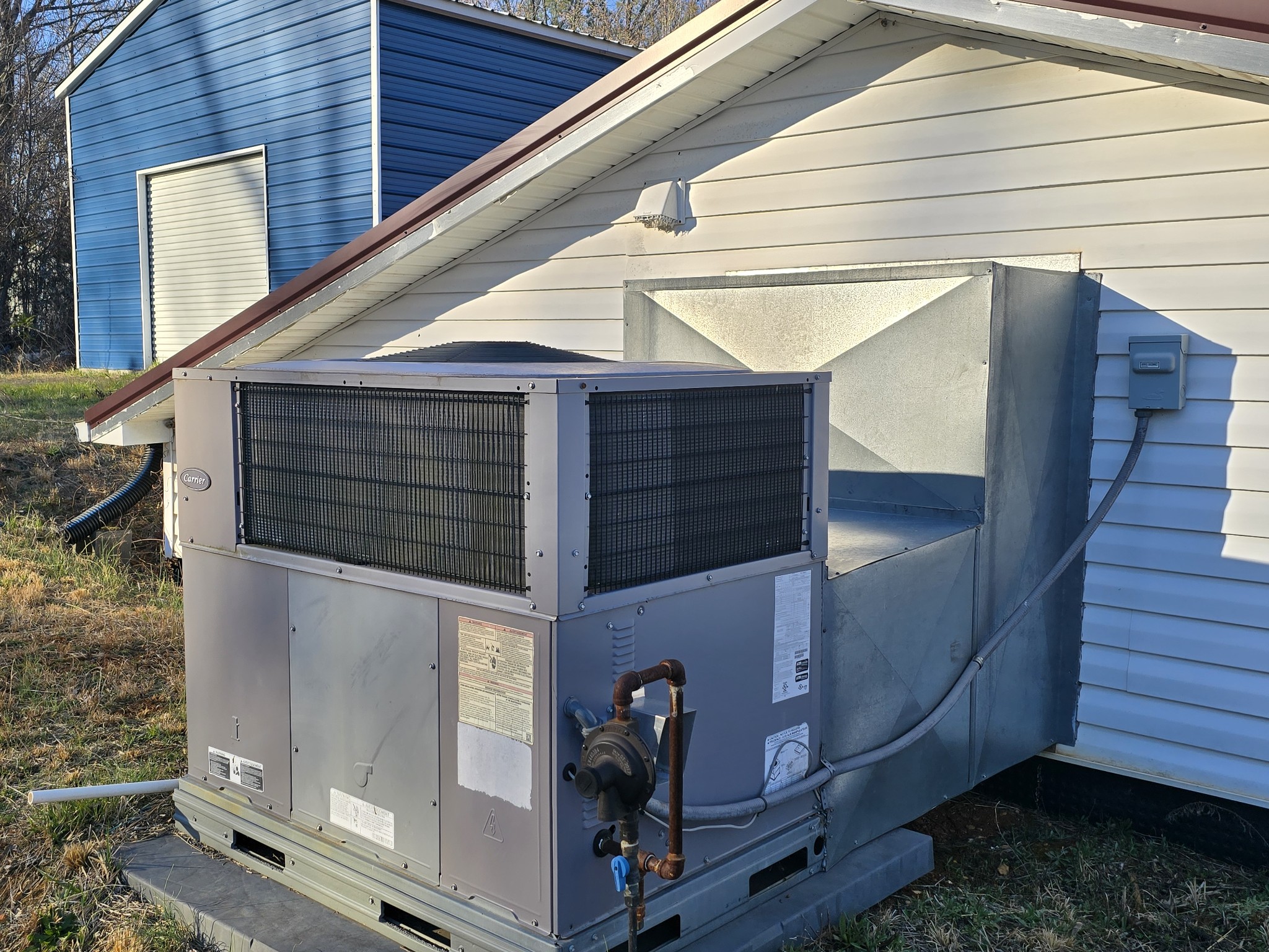 321 John Locke Road McMinnville, TN 37110 - Photo 50 of 57 a view of front door