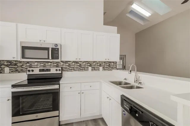 $2,445 | 1318 Abberton Drive, Orlando, FL 32837